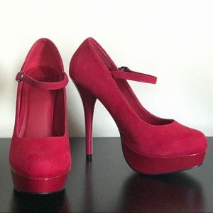 ❌ SOLD ❌💄SPEED LIMIT 98 👠 Heels Size 9